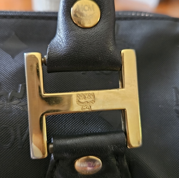 💥Authentic COA💥 MCM Visetos w/unbranded strap!! - Picture 7 of 13